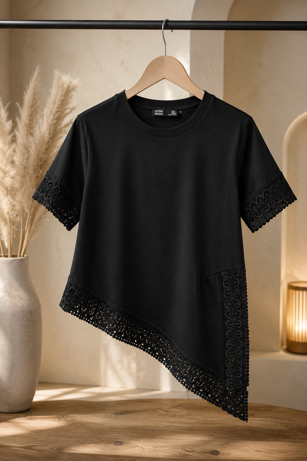 T SHIRT BLACK